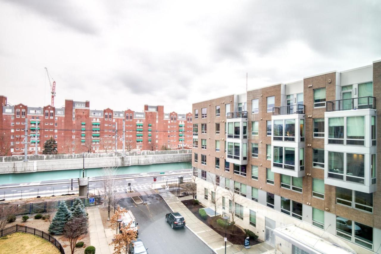 E Cambridge 1Br W Wd Gym Steps From Train Bos-524 Leilighet Boston Eksteriør bilde